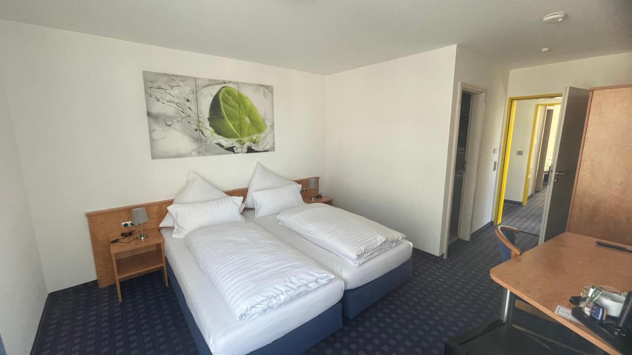 Krystall Hotel Filderstadt Luaran gambar